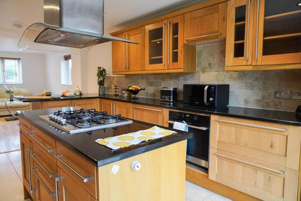 Large 4-Bed House For Up To 7 Guests W 2X Parking Villa Oxford Exteriör bild