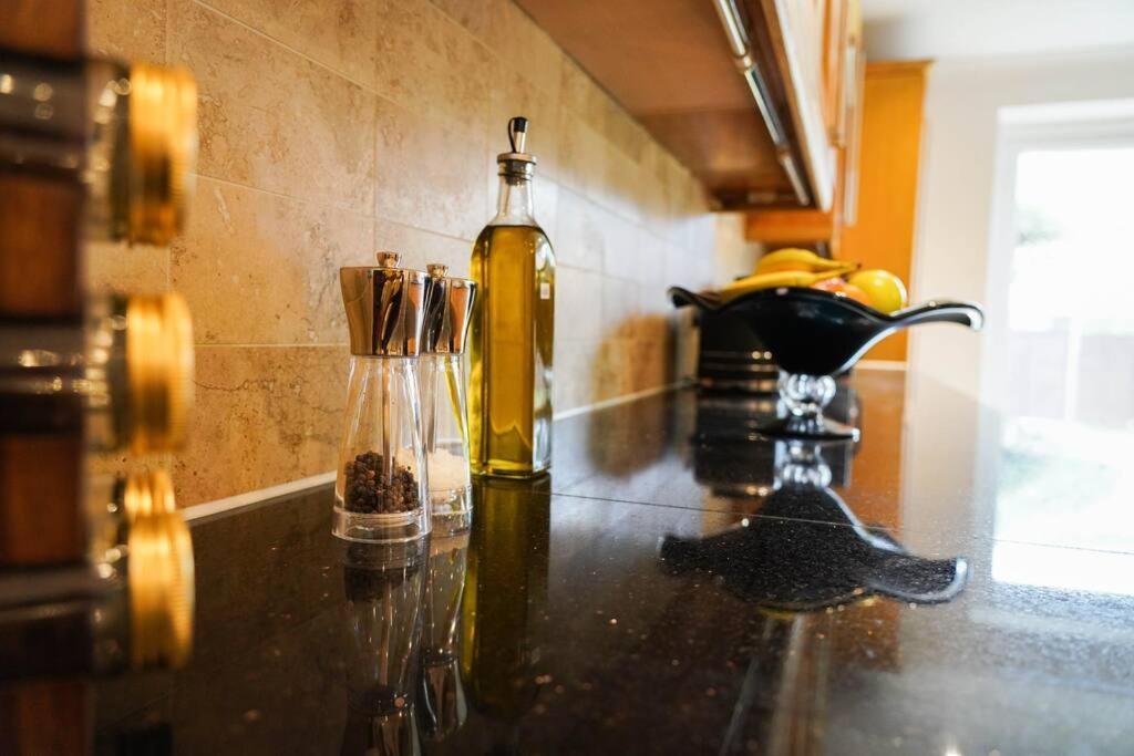 Large 4-Bed House For Up To 7 Guests W 2X Parking Villa Oxford Exteriör bild