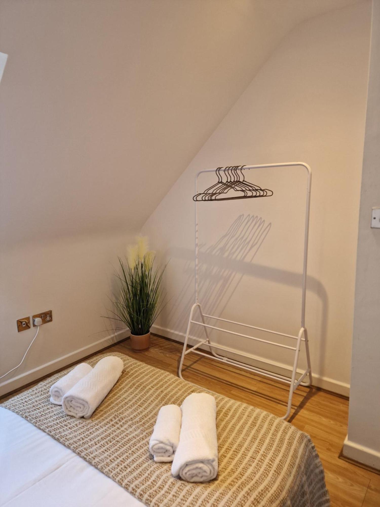 Large 4-Bed House For Up To 7 Guests W 2X Parking Villa Oxford Exteriör bild